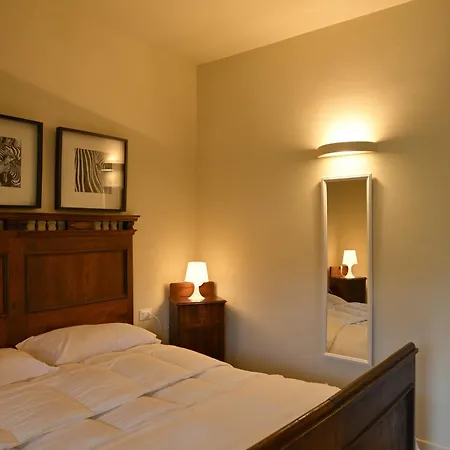 Kelly - Theater Apartman